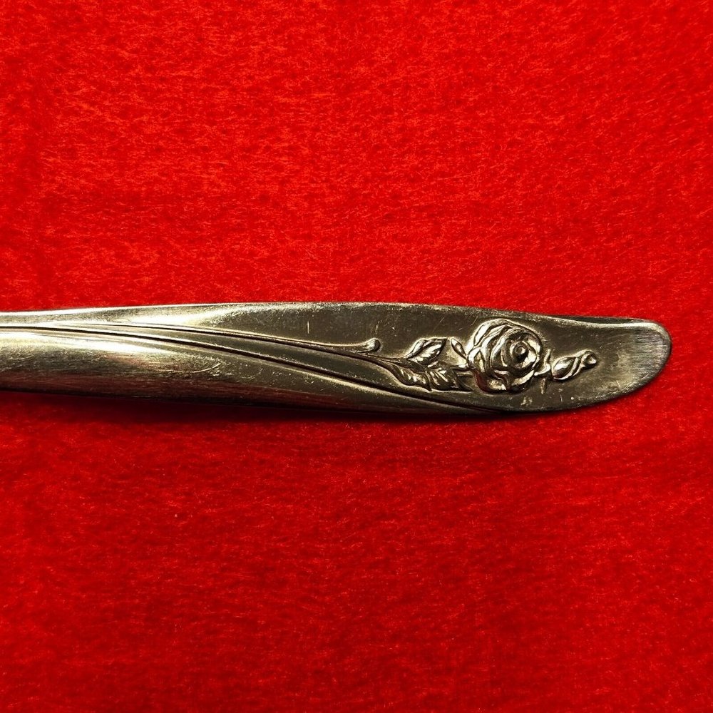 Oneida ROSEANNE Rose Petal Stainless Flatware Tablespoons Floral 7 1/4” Lot of 6 - Picture 2 of 10